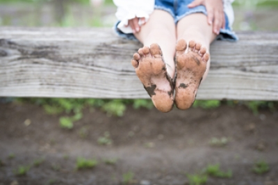 The Importance of Barefoot Walking for Kids